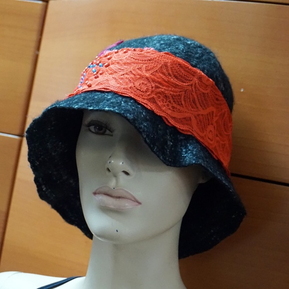 FELTED WOOL CLOCHE HAT UNIQUE GIFT FOR WOMEN main image 8